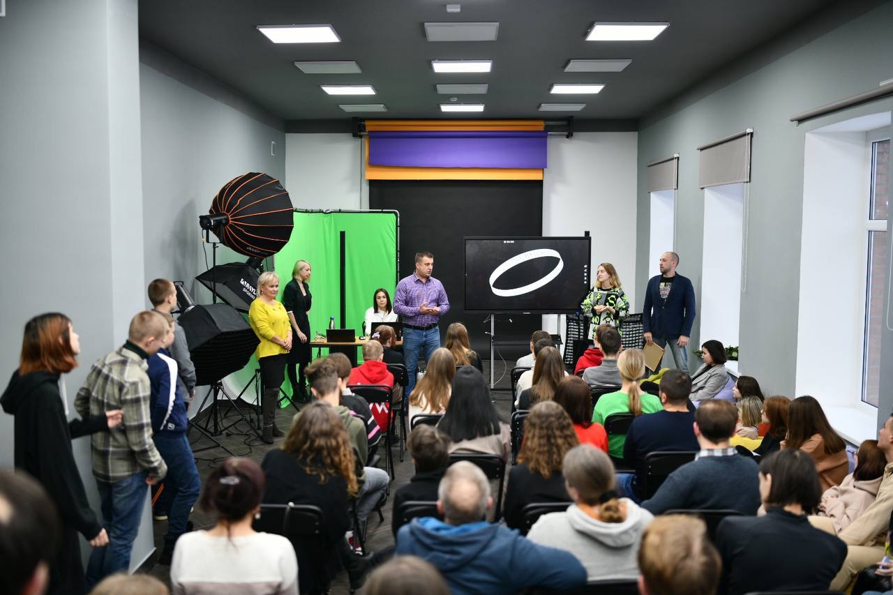 Students and the teaching team at the School of Creative Industries